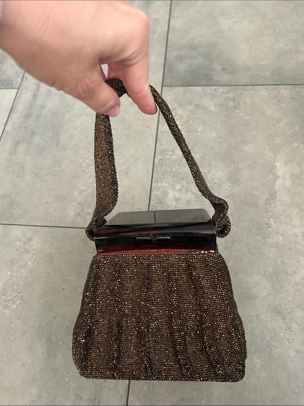 Vintage 1940s beaded box purse copper gold tortoise shell lucite lid and mirror
